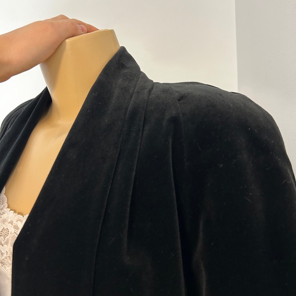 COLLECTIONS Black Velvet Shawl Collar Open Front Jacket Size L Made in Canada - Picture 3 of 8